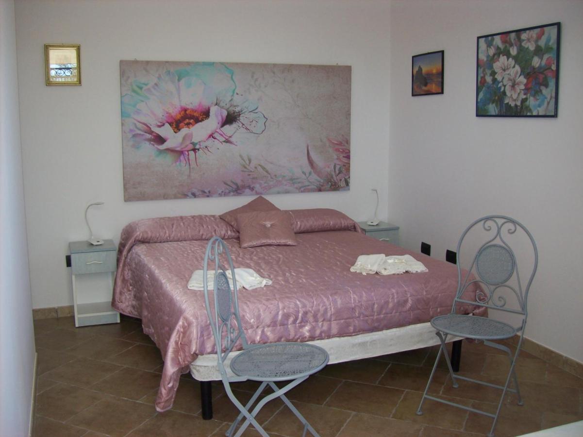 Otranto Le Sancinare Bed and Breakfast Casamassella Εξωτερικό φωτογραφία