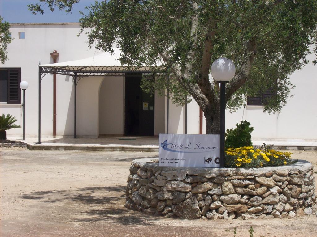 Otranto Le Sancinare Bed and Breakfast Casamassella Εξωτερικό φωτογραφία