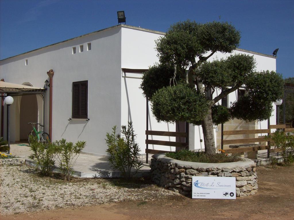 Otranto Le Sancinare Bed and Breakfast Casamassella Εξωτερικό φωτογραφία