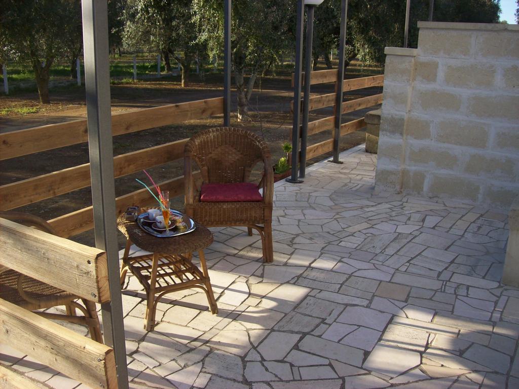 Otranto Le Sancinare Bed and Breakfast Casamassella Εξωτερικό φωτογραφία