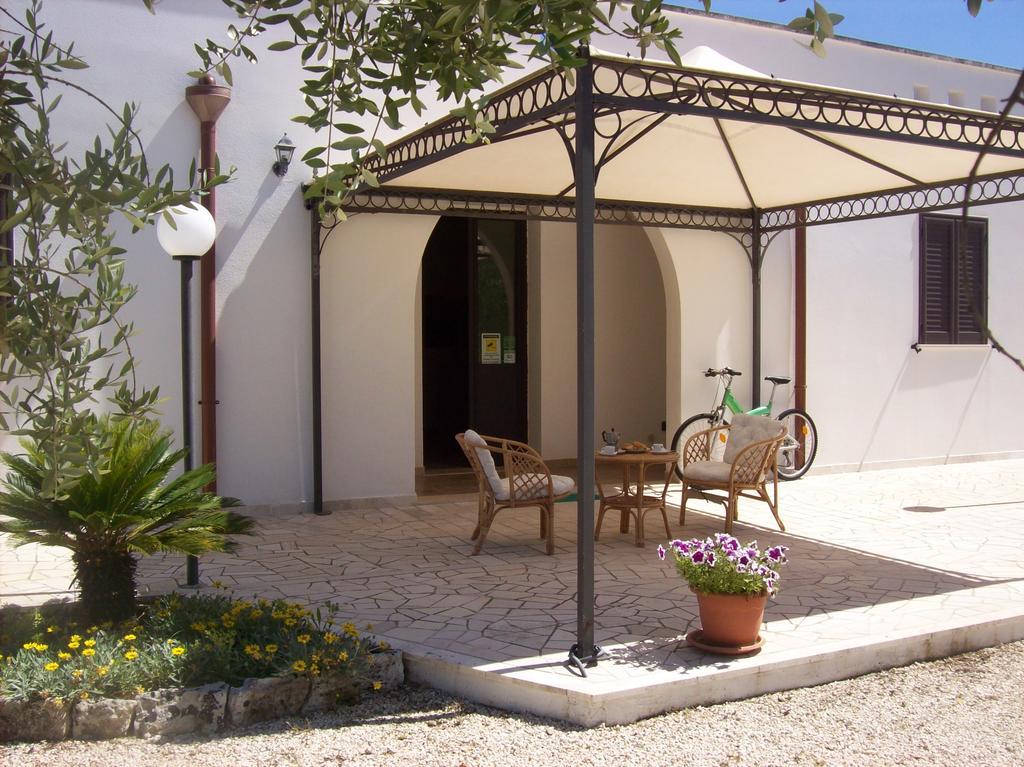 Otranto Le Sancinare Bed and Breakfast Casamassella Εξωτερικό φωτογραφία