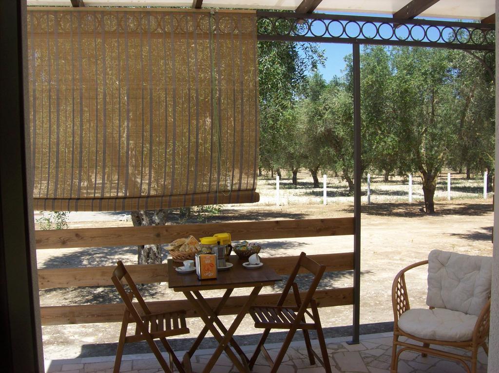 Otranto Le Sancinare Bed and Breakfast Casamassella Εξωτερικό φωτογραφία