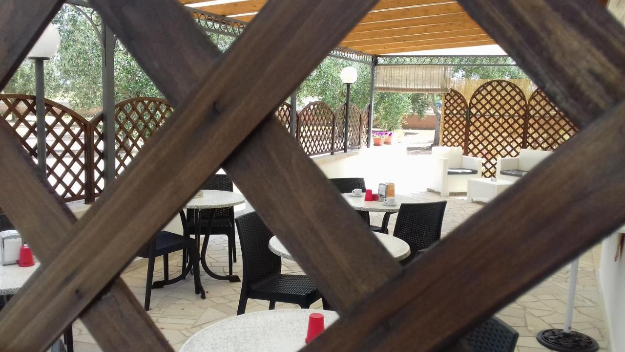Otranto Le Sancinare Bed and Breakfast Casamassella Εξωτερικό φωτογραφία
